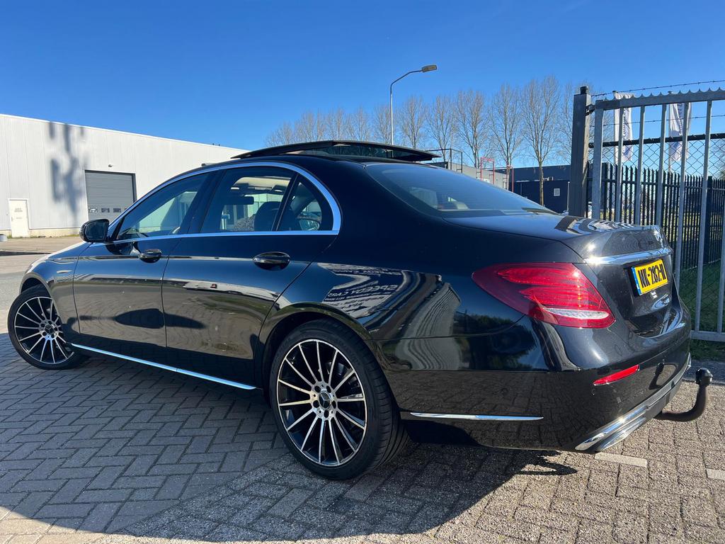 Mercedes-Benz E-Klasse 2.0 E220 d Automaat Pano Widescreen, Automaat, Achterwielaandrijving, 4 cilinders, Leder en Stof