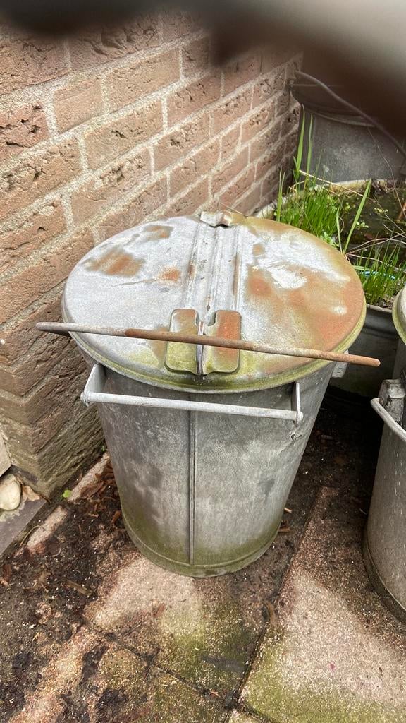 Zinken prullenbak ouderwetse 1960 oude vuilnisbak afval, 40 liter of meer, Ophalen, Gebruikt, Minder dan 50 cm