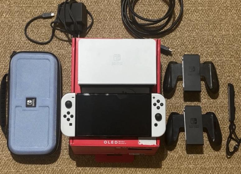 Nintendo switch OLED, Computers en Software, Overige Computers en Software, Ophalen of Verzenden, Zo goed als nieuw