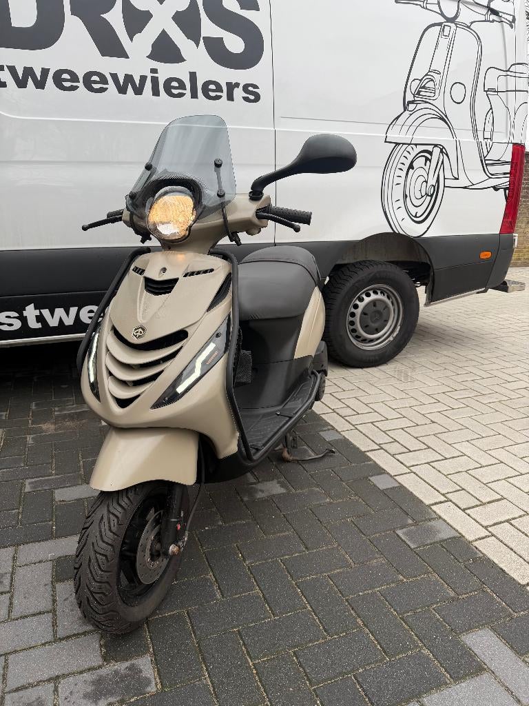 Piaggio zip 2022 | Top staat | EERSTE eigenaar | GARANTIE