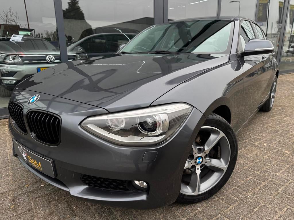 BMW 1-serie 118i Business Xenon | Navi., 1-Serie, 4 cilinders, Origineel Nederlands, Bedrijf