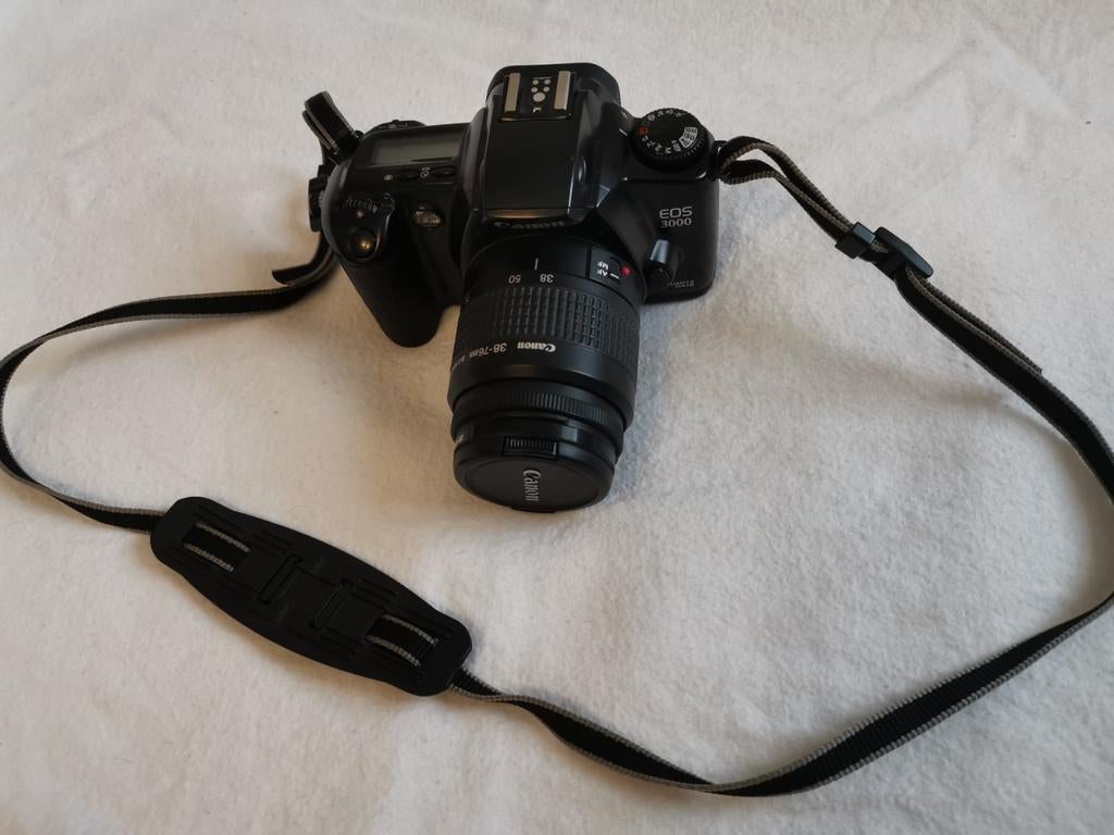 Canon EOS 3000 camera, Ophalen of Verzenden, Spiegelreflex, Canon