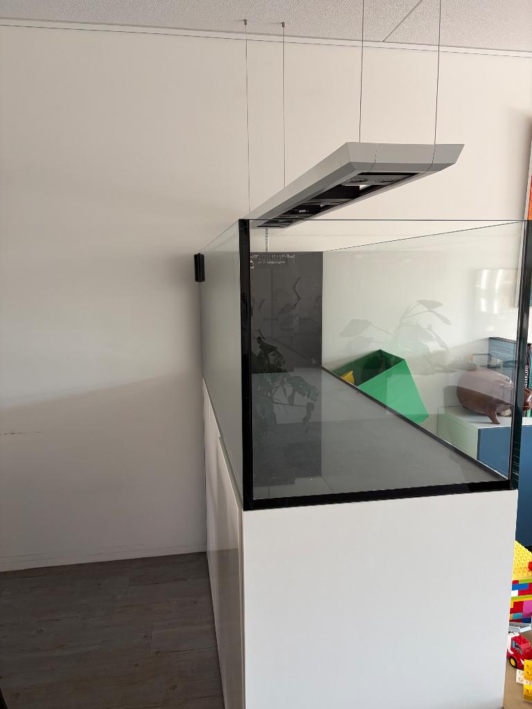 Red Sea peninsula 650 wit, Ophalen, Gebruikt, Leeg aquarium