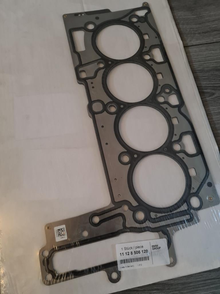 Nieuwe originele BMW Cilinderkop E81 E82 E90 E91 E92 X1 E84, Auto-onderdelen, Ophalen of Verzenden, Nieuw, BMW