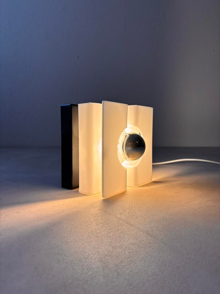 Space age wandlamp plexiglas jaren zeventig Bij de Tijd, Ophalen of Verzenden