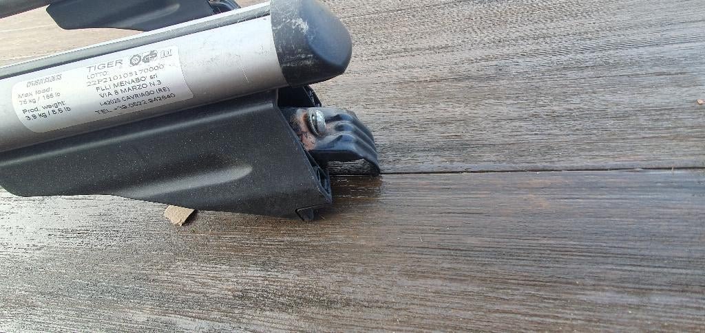 dakdragers Menabo Tiger, Ophalen of Verzenden, Zo goed als nieuw