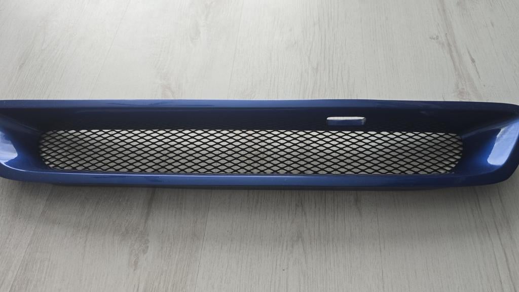 Originele Lumma grill Opel Astra Coupe/Cabrio europablauw, Auto-onderdelen, Gebruikt, Voor, Opel, Ophalen of Verzenden