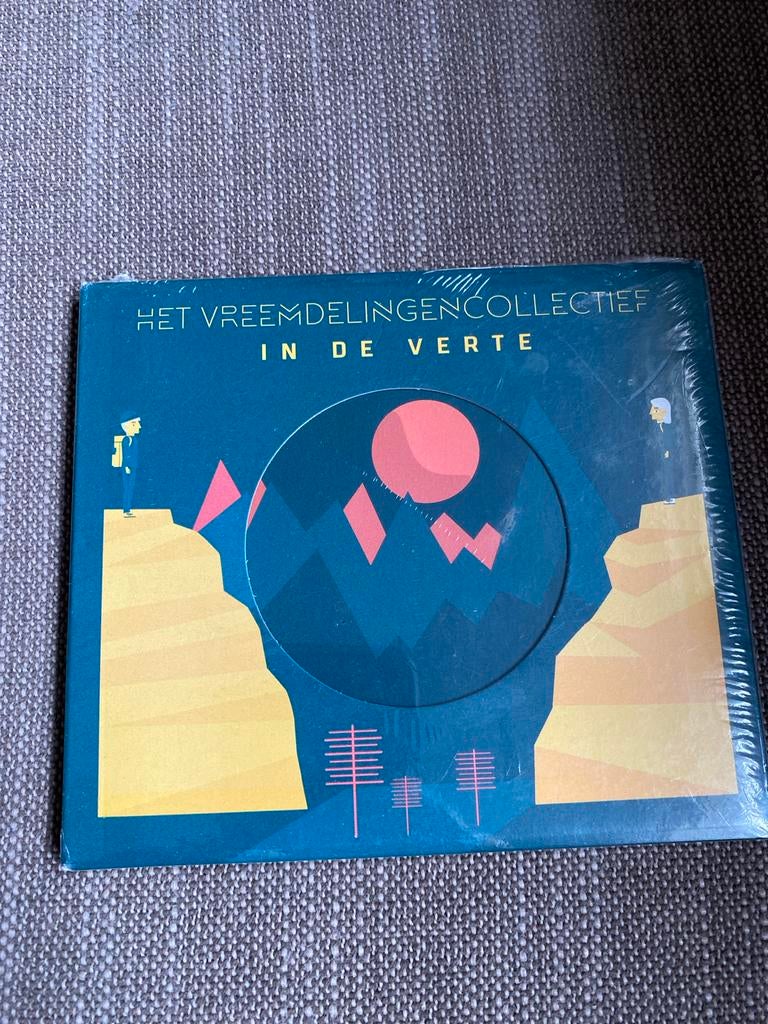 Het Vreemdelingen Collectief - In De Verte (CD), Ophalen of Verzenden, Nieuw in verpakking, Gospel