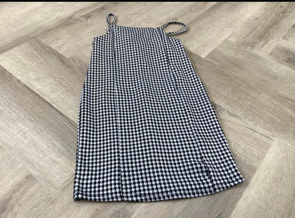 Jurk Maat 140, Ophalen of Verzenden, Zo goed als nieuw, Meisje, Jurk of Rok