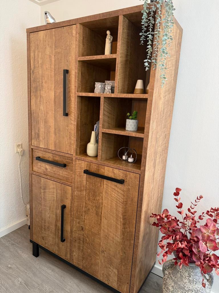Houten kast met open vakken en deuren, Ophalen, Zo goed als nieuw