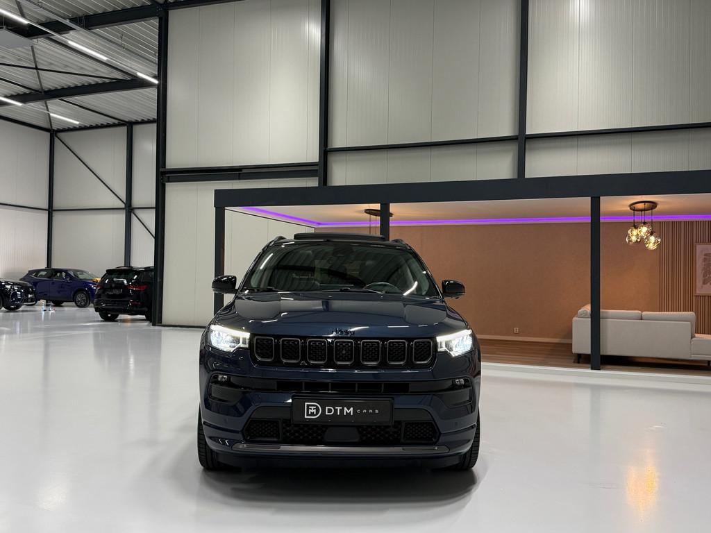 Jeep Compass 4xe 240pk PHEV S | Trekhaak | Panorama | 360°, Automaat, 12 maanden, Zwart, 4 cilinders