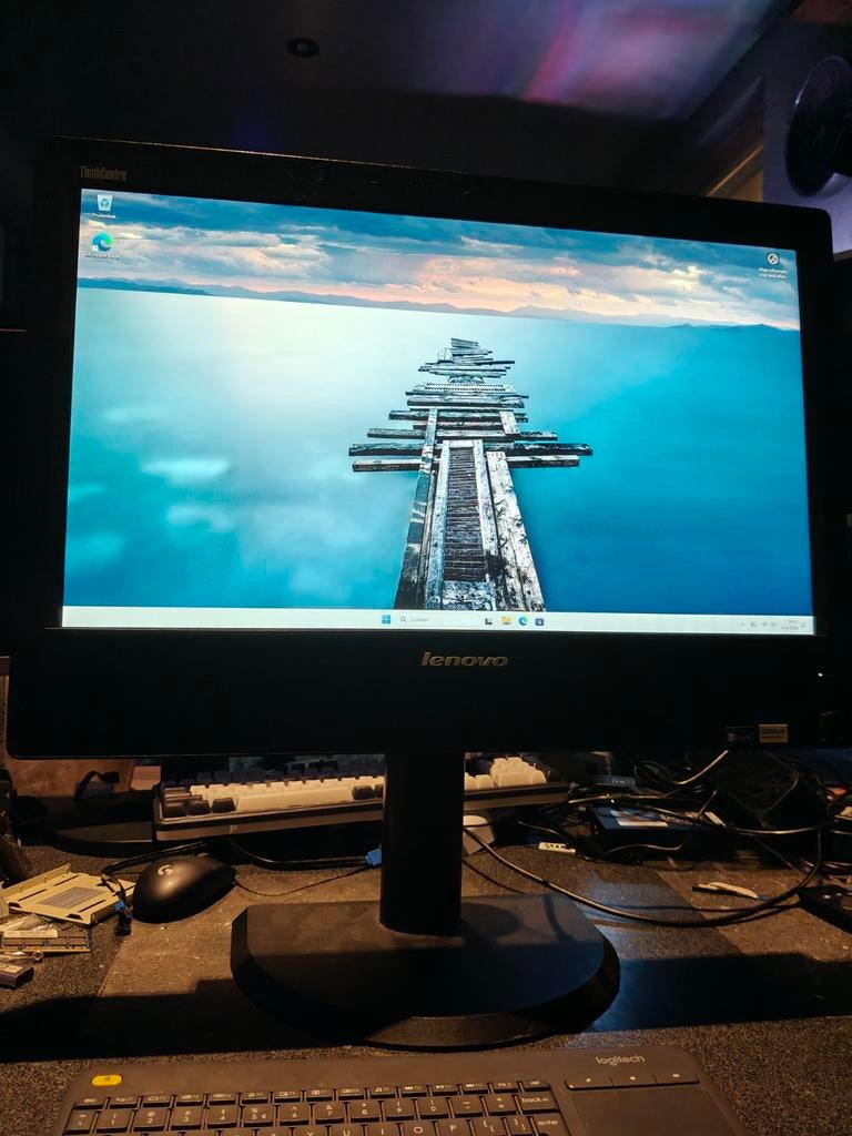 Lenovo All In One (AIO) PC - Intel i5 - 16GB Ram - SSD -WiFi, Computers en Software, Desktop Pc's, Ophalen, 128GB, Refurbished