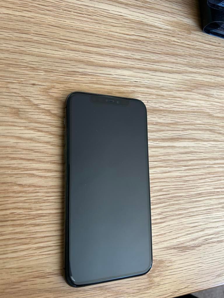 iPhone 11 Pro met originele kabel en doos, Telecommunicatie, Mobiele telefoons | Apple iPhone, Gebruikt, Ophalen of Verzenden