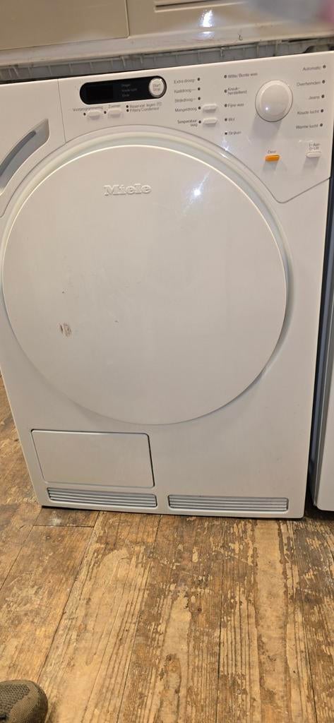 Zgan Miele condensdroger met garantie, Ophalen, 6 tot 8 kg, Minder dan 85 cm, Zo goed als nieuw