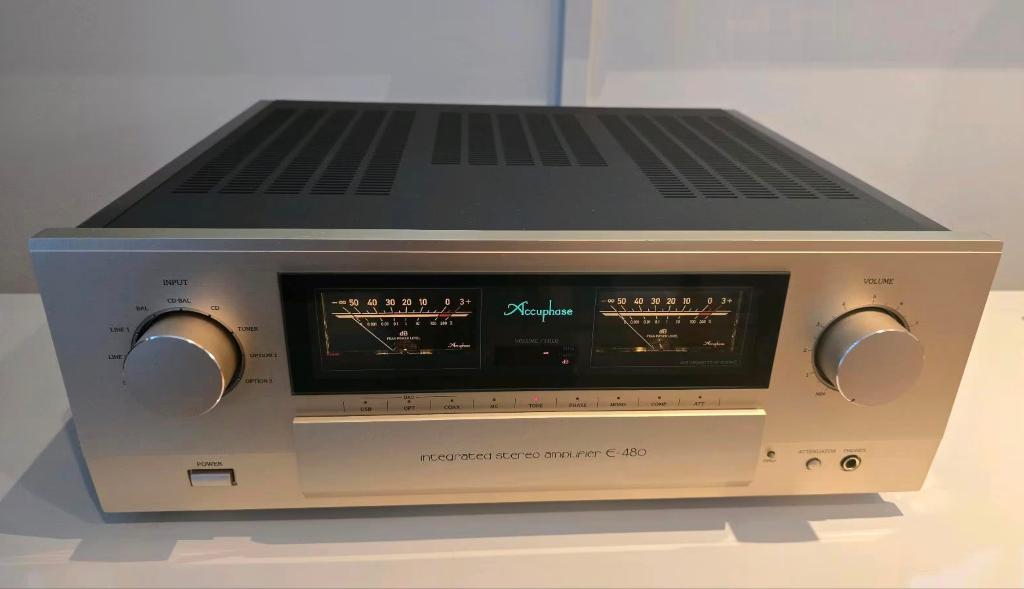 Accuphase E480, Overige merken, Ophalen of Verzenden, Zo goed als nieuw, 120 watt of meer