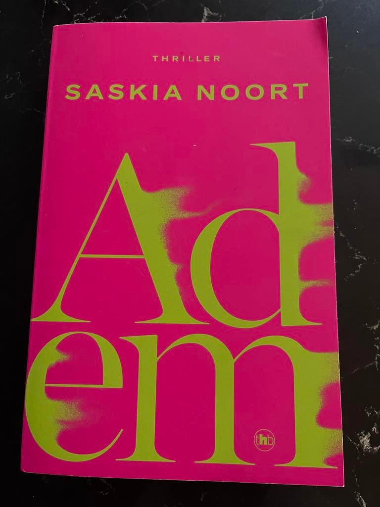 Adem - Saskia Noort (Thriller), Ophalen of Verzenden, Gelezen, Nederland