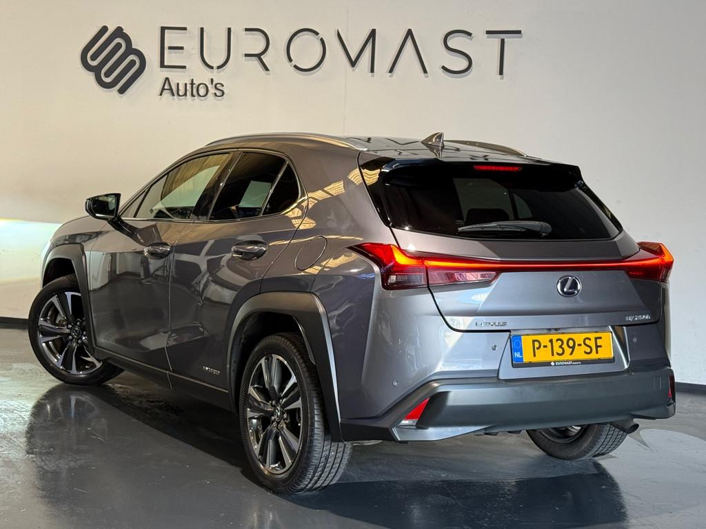 Lexus UX 250h Preference Line Hybrid Camera Cruise Control, Auto's, Lexus, Parkeersensor, Gebruikt, 4 cilinders, Bedrijf