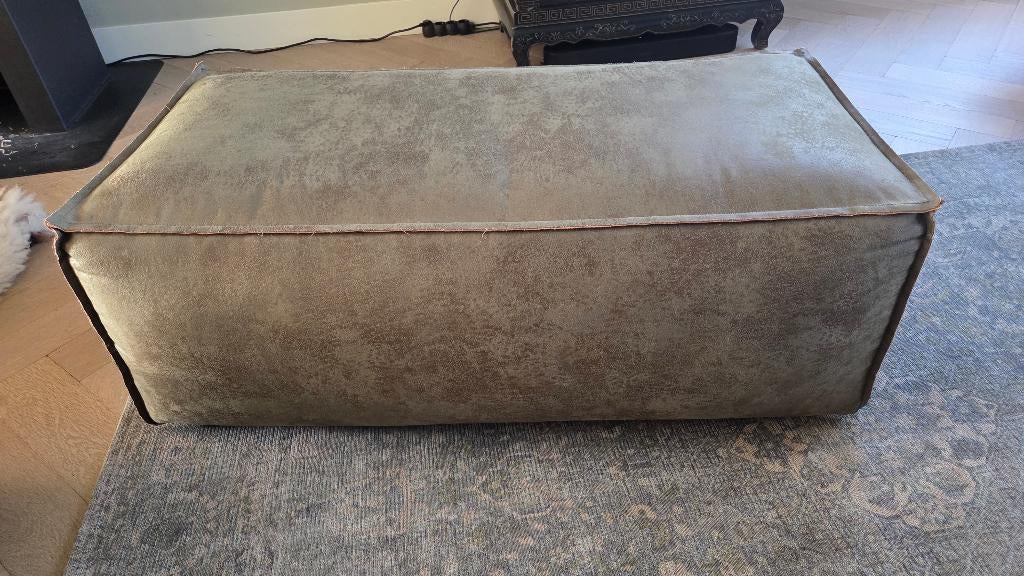 Be Pure hocker/poef, Ophalen, Gebruikt, Leer, 75 tot 100 cm