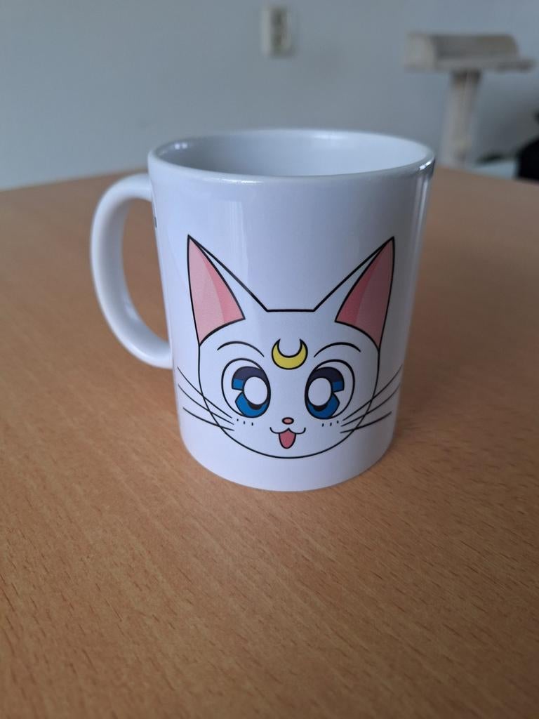 Mok, Sailor Moon, Huis en Inrichting, Keuken | Servies, Ophalen of Verzenden, Zo goed als nieuw, Overige stijlen, Kop(pen) en/of Schotel(s)