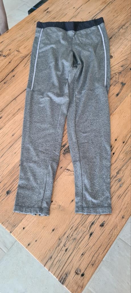 Te koop lange dames sportlegging merk Crivit, maat M, kleur, Kleding | Dames, Maat 38/40 (M), Ophalen of Verzenden, Grijs, Fitness of Aerobics