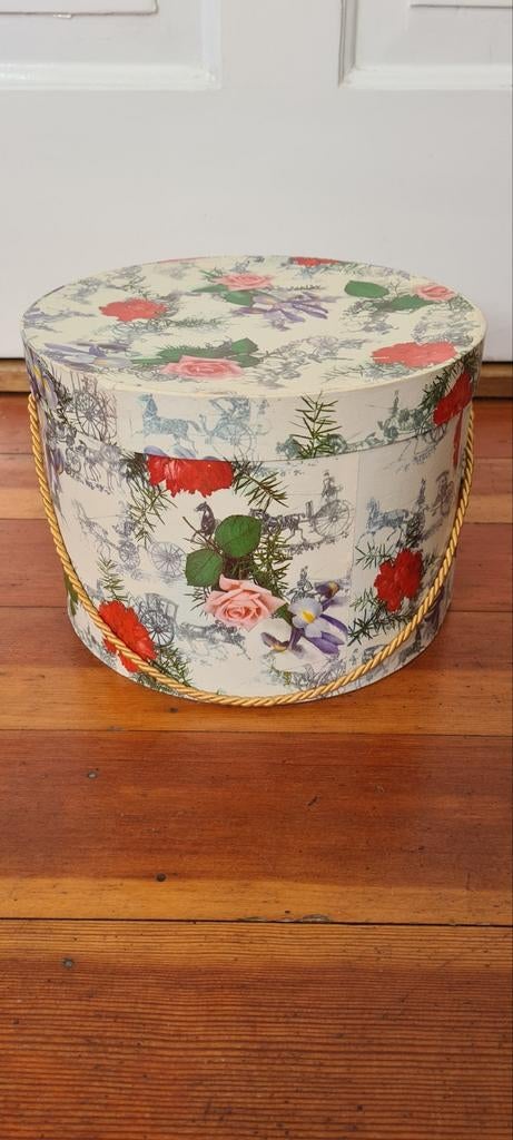 Vintage hoedendoos met bloemenprint, Ophalen of Verzenden