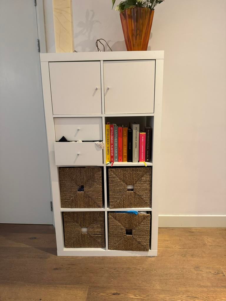 Twee witte IKEA kallax kasten incl. manden en deurtjes, Ophalen, Gebruikt, 100 tot 150 cm, 50 tot 100 cm