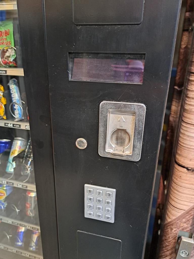 Vendo Combi Automaat Gekoeld - Snacks en Dranken, Ophalen, Gebruikt