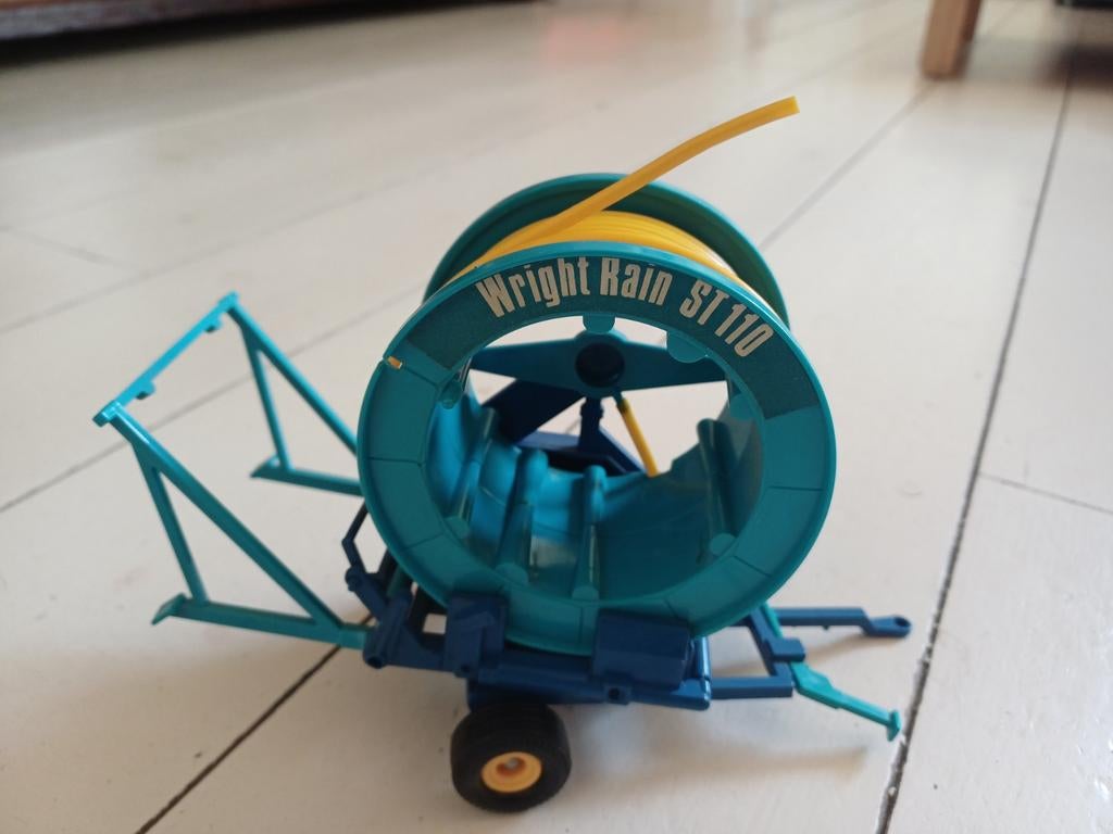 Miniatuur Aanhanger tractoren regen installatie. Wright Rain, Ophalen of Verzenden, Tractor of Landbouw, Britains