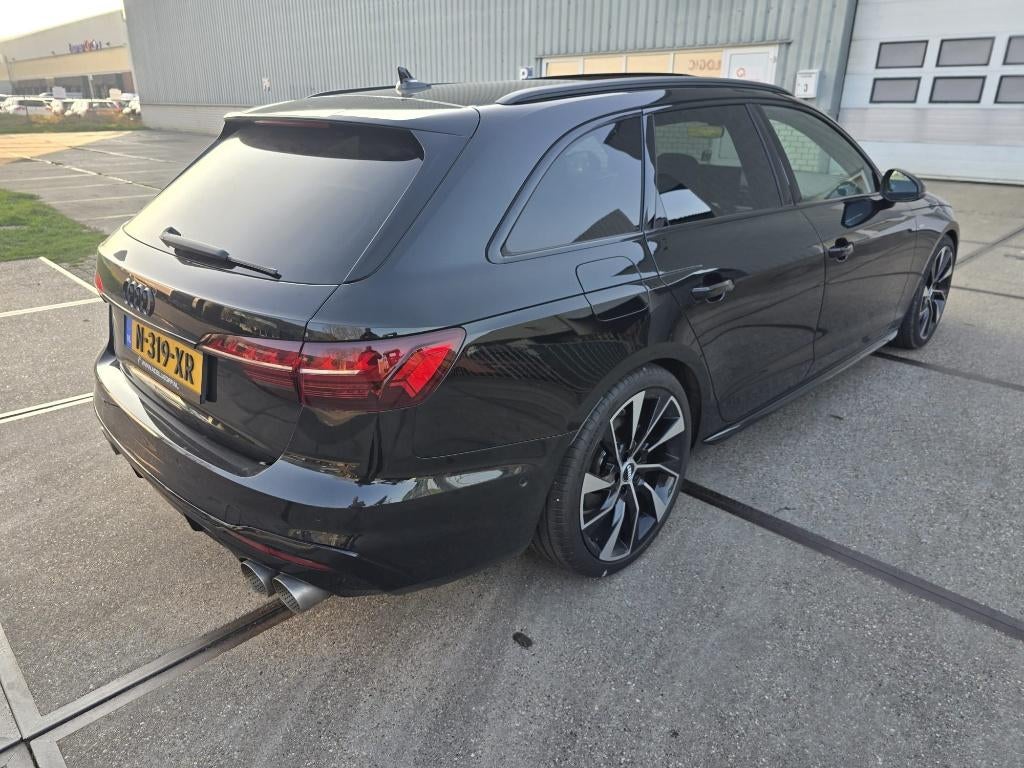 Audi a4 35 tfsi 2.0 pano b&o+ kuipstoelen vol opties., Auto's, Zwart, 4 cilinders, 1984 cc, A4