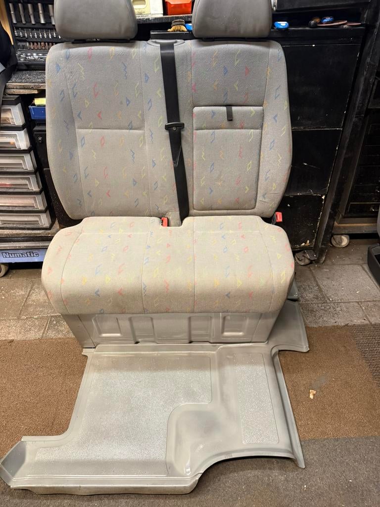 Nette bijrijdersbank voor vw crafter/mercedes sprinter 906, Auto-onderdelen, Interieur en Bekleding, Ophalen, Gebruikt, Mercedes-Benz