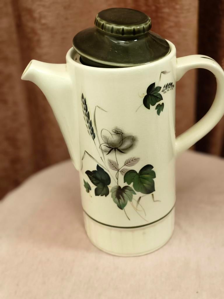 Palissy "Sandon Rose" koffiepot, Ophalen of Verzenden