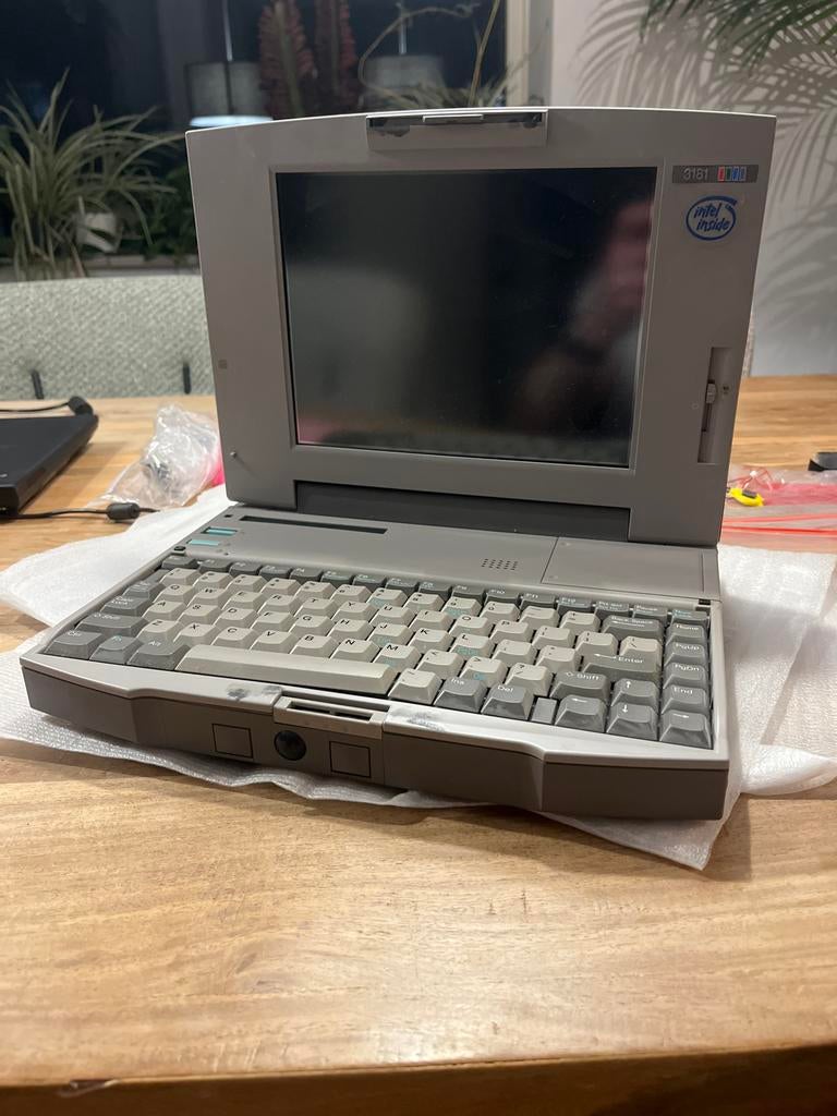 AT&T Globalist 250-P laptop voor reparatie, Ophalen of Verzenden