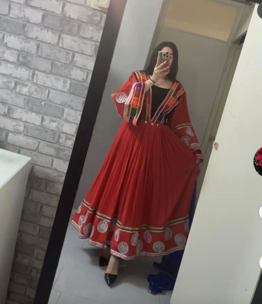 Afghaans jurk, Ophalen of Verzenden, Zo goed als nieuw, Rood, Overige typen