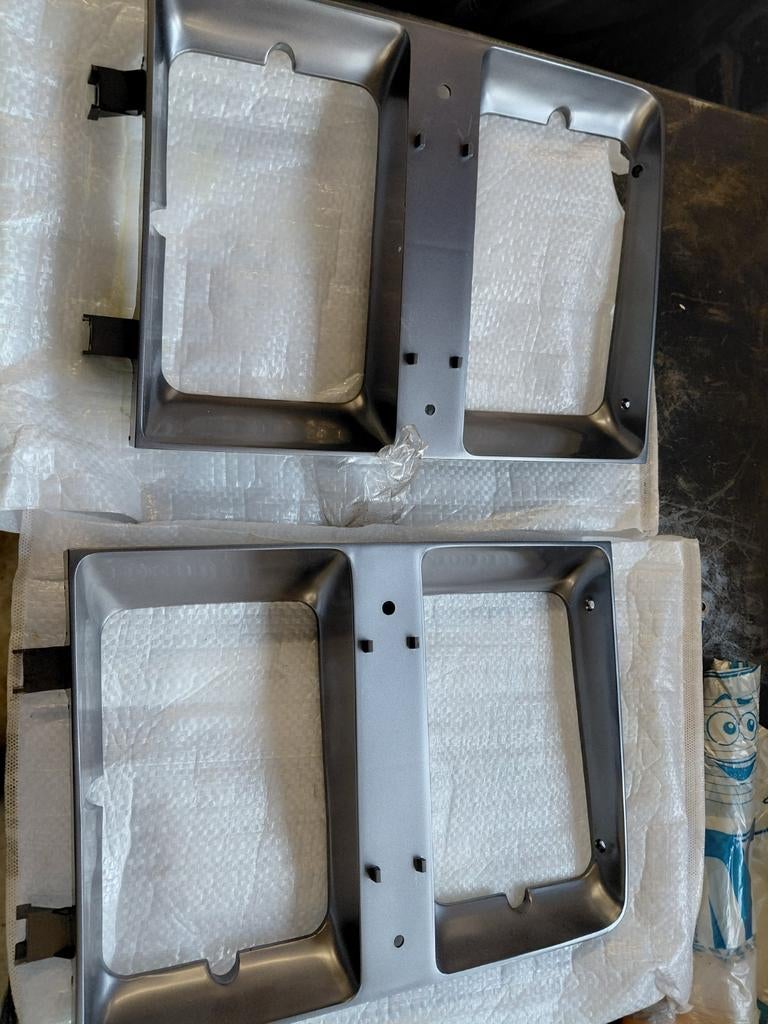 Chevrolet squarebode bezels voor vierkante lampen nieuw, Chevrolet, Voor, Nieuw, Ophalen of Verzenden