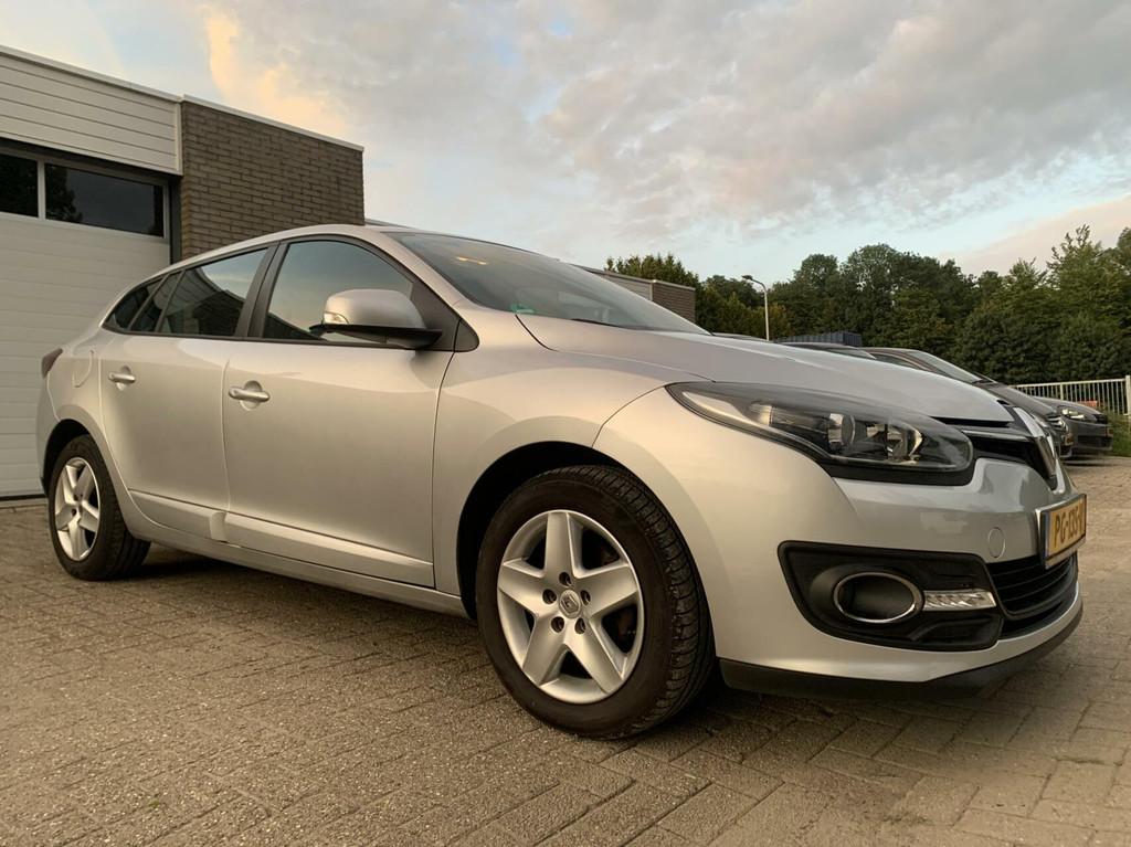Renault Megane Estate 1.5 dCi Expression Dealer onderhouden, Voorwielaandrijving, Gebruikt, Euro 6, 665 kg