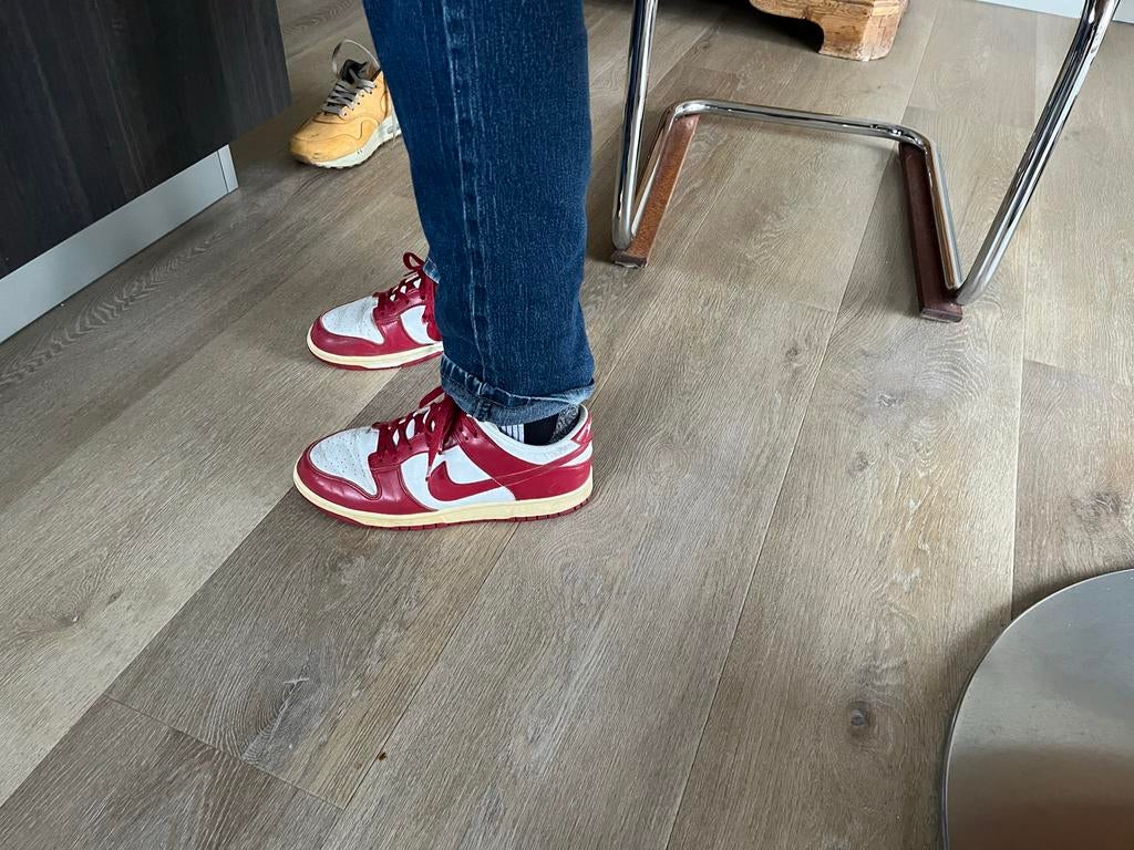 Nike Dunk Low Limited Edition - Maat 42.5, Kleding | Heren, Schoenen, Gedragen, Sneakers of Gympen, Overige kleuren, Ophalen of Verzenden