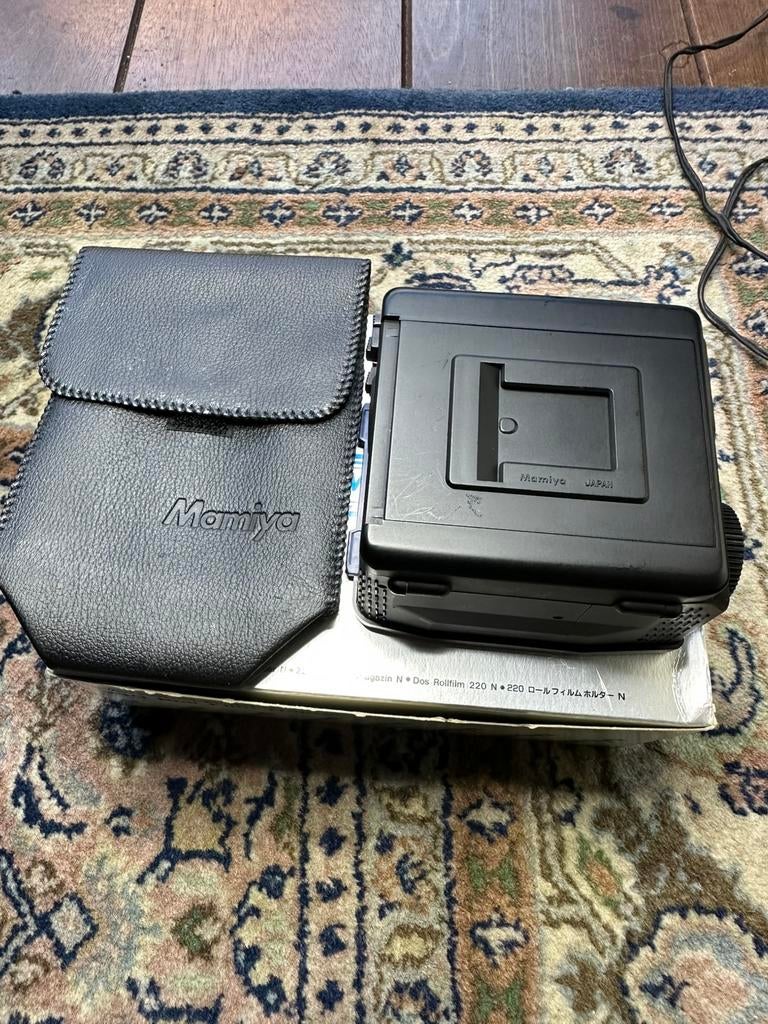 Mamiya 645 super 220 roll film holder, Audio, Tv en Foto, Fotocamera's Analoog, Ophalen of Verzenden, Zo goed als nieuw, Spiegelreflex