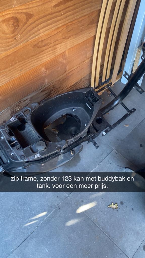 piaggio zip frame., Ophalen, Zo goed als nieuw, Frame