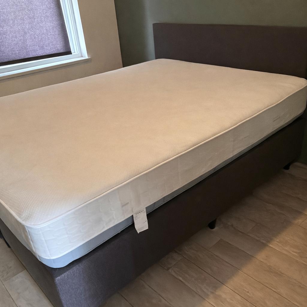Boxspring exclusief of inclusief z.g.a.n. matras, Ophalen, Zo goed als nieuw, 200 cm, 160 cm
