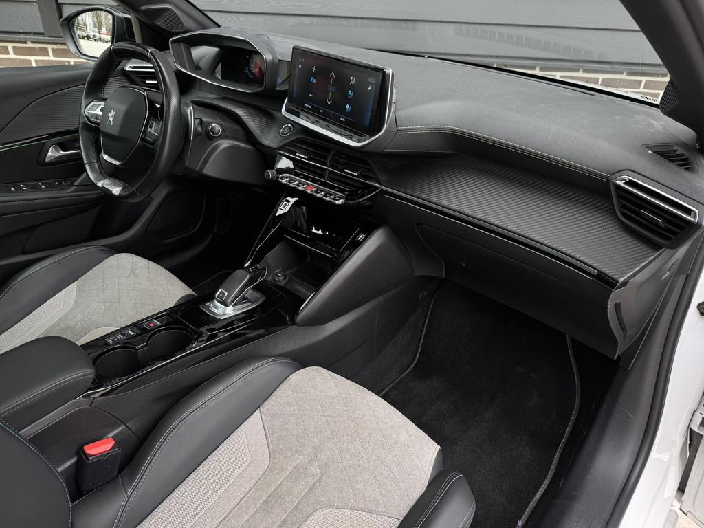 Peugeot 208 1.2 130 pk GT PACK Panoramadak, NIEUWE Distribut, Auto's, Gebruikt, Beige, 1199 cc, 1133 kg