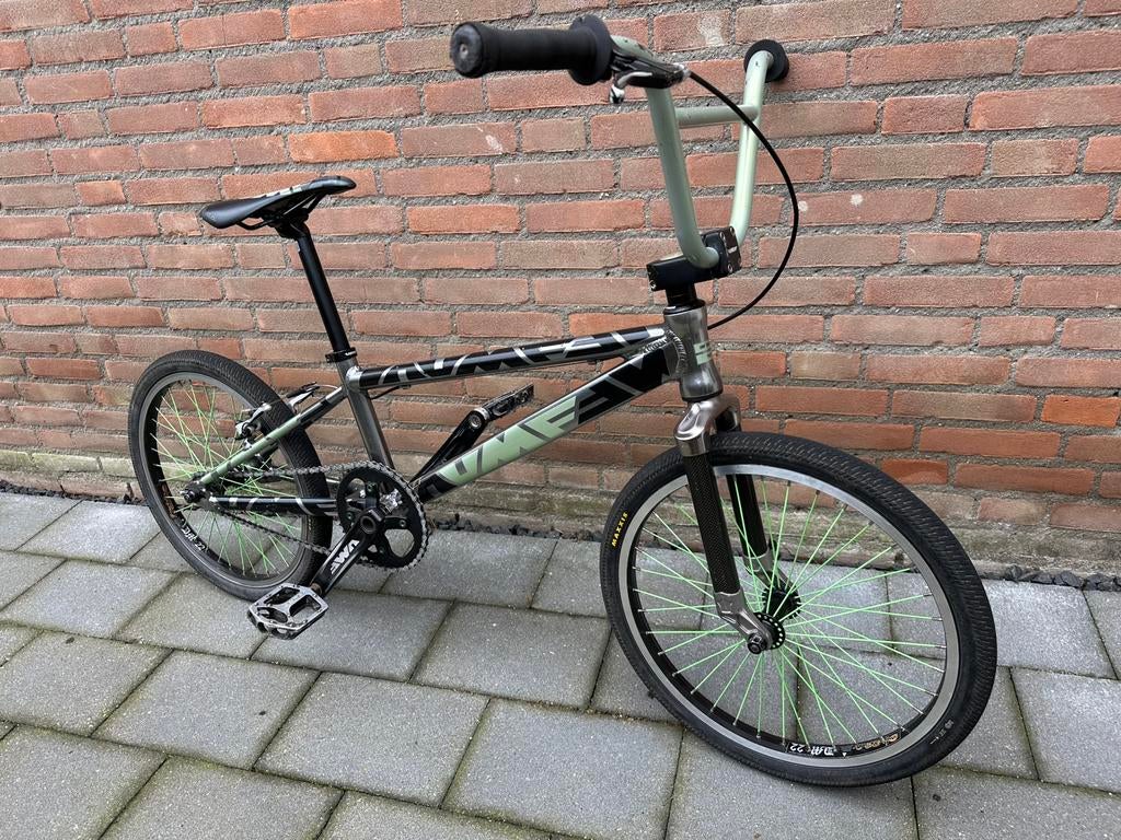 Te koop bmx racefiets, Ophalen of Verzenden, Zo goed als nieuw, Aluminium