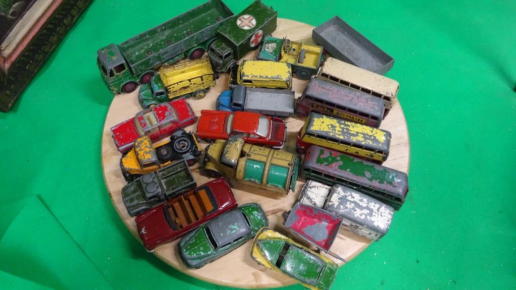 Dinky Toys  21 stuks, Ophalen of Verzenden