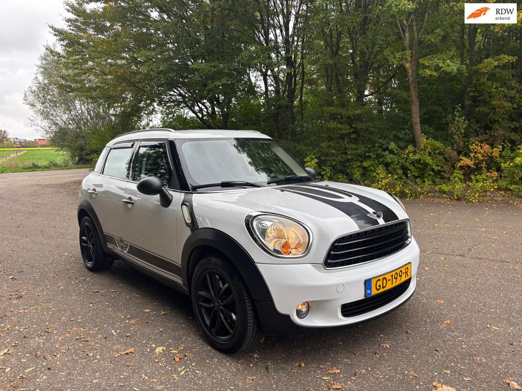 Mini Mini Countryman 1.6 One D Knockout Edition | APK 12-202, Voorwielaandrijving, Euro 5, Stof, Gebruikt