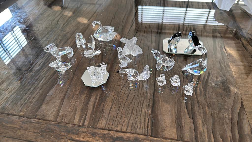 Verzameling van 15 Swarovski kristallen beeldjes, Ophalen, Zo goed als nieuw, Figuurtje