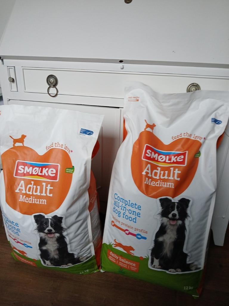 2 x 12 kg smolke adult medium, Dieren en Toebehoren, Dierenvoeding, Hond, Ophalen