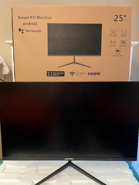 Smart pc monitor 25 inch / tv caravan, Ophalen, 60 Hz of minder, LED