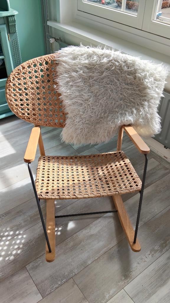 Schommelstoel, Ophalen, Gebruikt