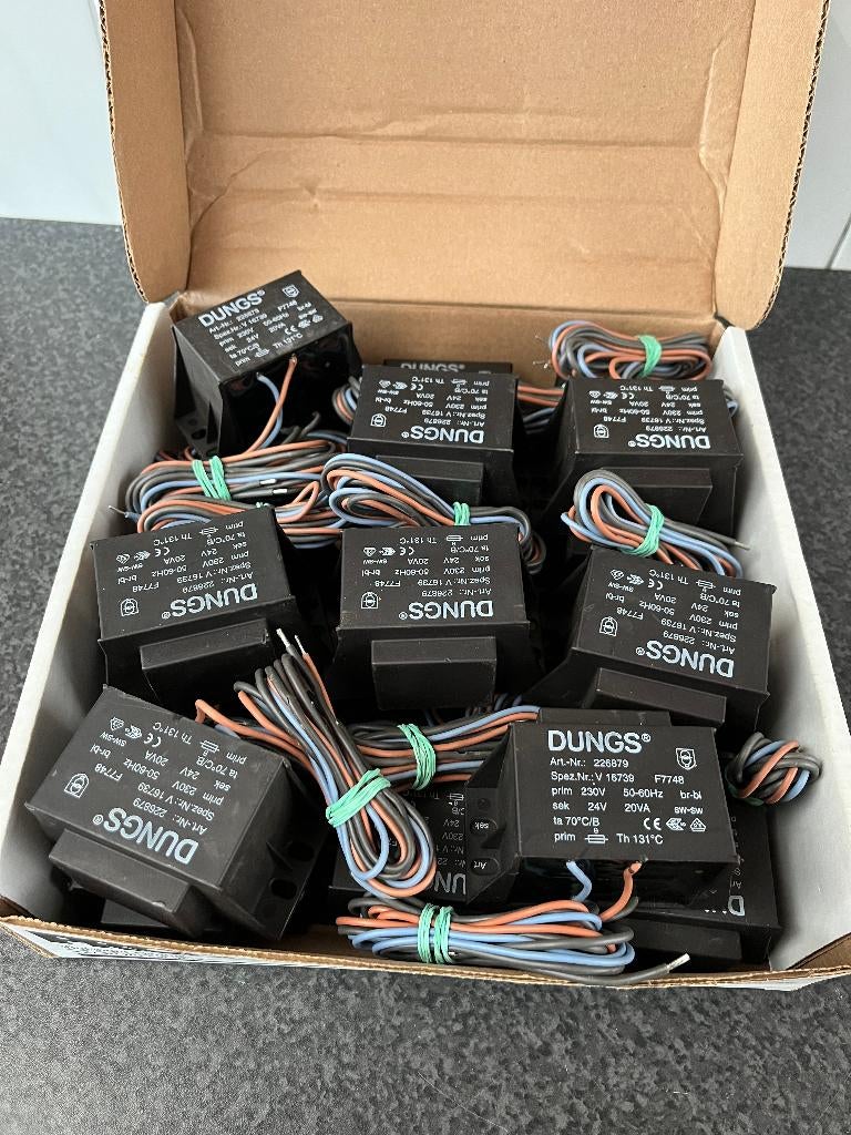 Dungs trafo transformator nr226879 . 24volt 20va. V16739, Hobby en Vrije tijd, Elektronica-componenten, Ophalen of Verzenden, Nieuw