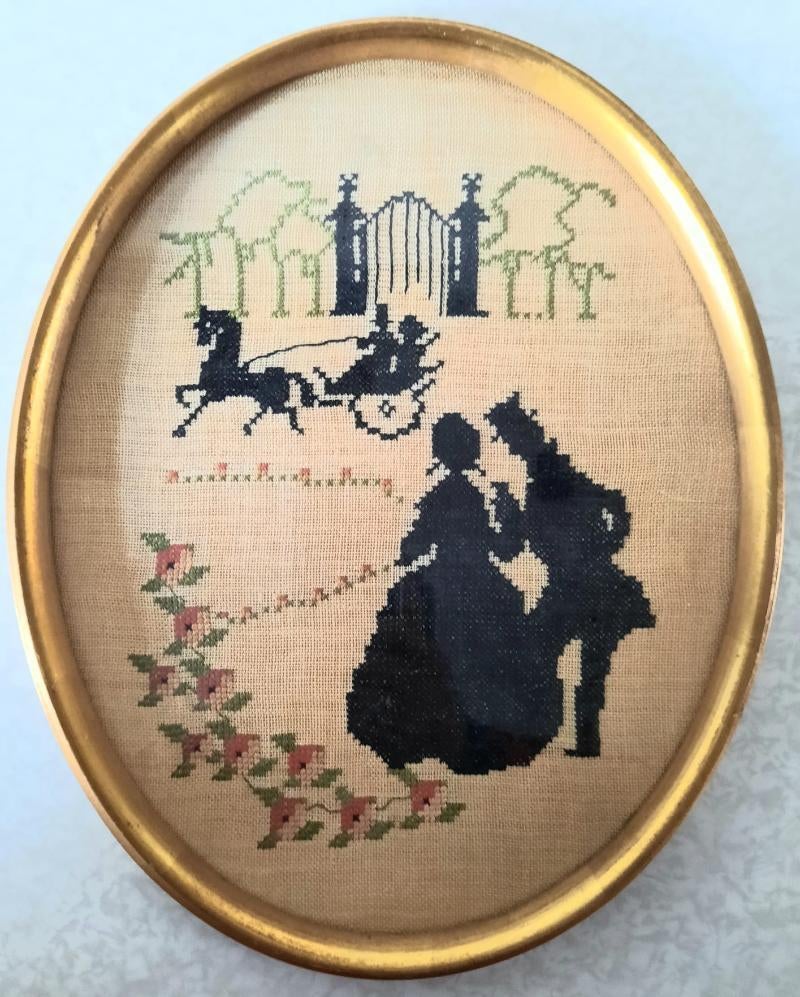 Ovaal schilderijtje met goudverguld lijstje,petit point, Antiek en Kunst, Antiek | Kleden en Textiel, Ophalen