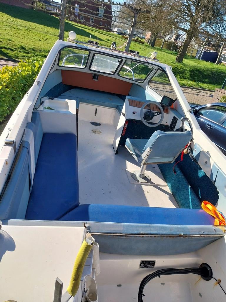 Beekman Alfa 520 Fish kajuit visboot Honda 50pk en trailer, Watersport en Boten, Vis- en Consoleboten, Ophalen, Gebruikt, 30 tot 50 pk